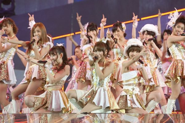 全盛期AKB48のヤバい待遇　高級エステ、マンション家賃全額負担etc…「AKBメンバー、と言えば食事が無料」