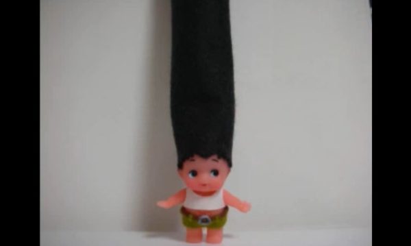 『HUNTER×HUNTER』ゴンさんをキューピー人形で作ってみた！ 圧倒的なボリュームを見せる髪の毛に「シュールw」「こわいこわいw」