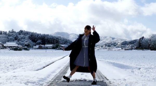 “ポニーテール美少女”が茶畑、雪景色、神社などで踊ってみた！「古都・奈良」の魅力をオリジナル楽曲に乗せてお届け【踊り手：七河みこ】