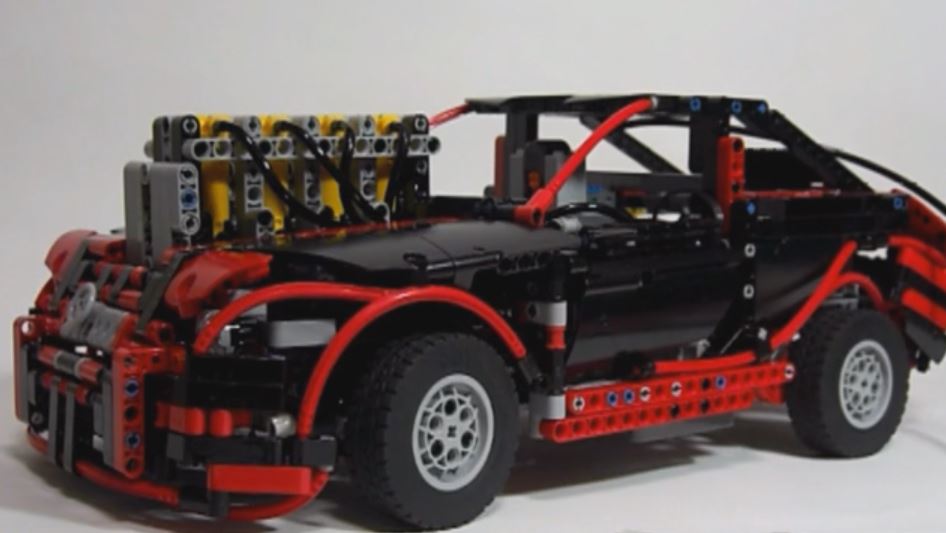 レゴで 直列4気筒エンジンの車を作ってみた 本格的な機構を備えたレゴの車が走り出し 自分を縮小して乗りたい の声 ニコニコニュース オリジナル