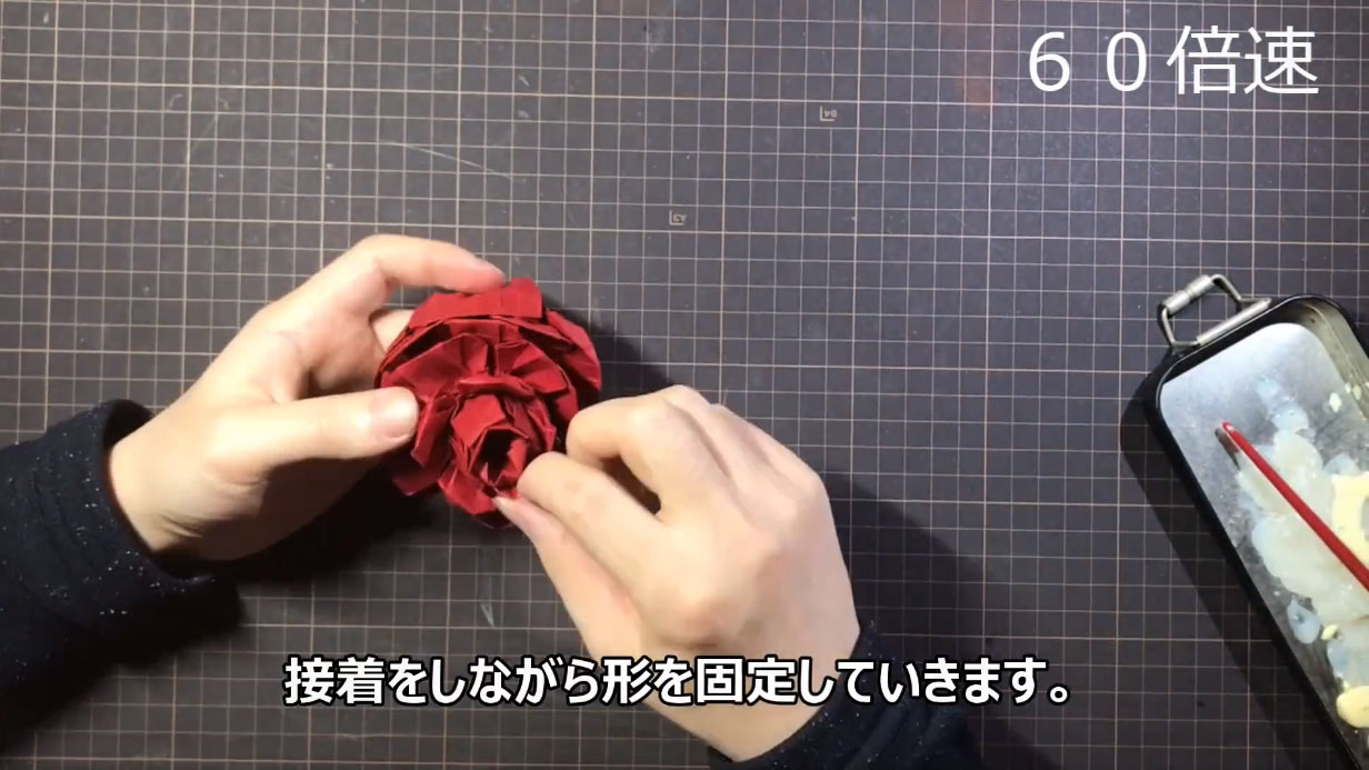 折り紙1枚で 薔薇 を折る方法が細かすぎ まずは縦横に46等分します と初手からして高難易度で無理ゲーみある