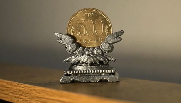 500円硬貨が神々しく変身？ 神鏡用の雲形台を“500円玉サイズ”で作ってみた！