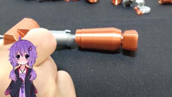 3Dプリンターで「球体関節ロボット」を作ってみた！ ゴム紐を使ったシンプル設計にレトロなカラーで「かわいい」「つよい」の声