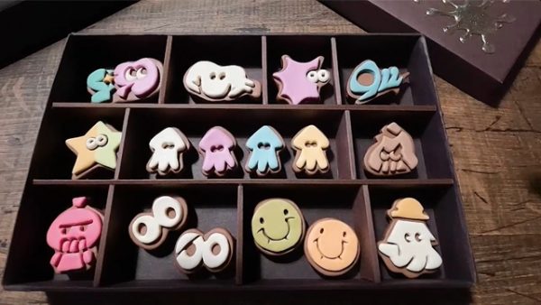 『スプラトゥーン』のステッカー風チョコを粘土で作ってみた！ 粘土とは思えないリアルな質感表現で、思わず食べたくなるほどの仕上がりに