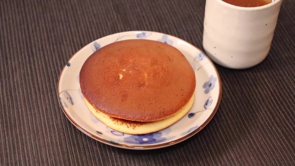 おうちで“理想のどら焼き”が作れるレシピを紹介！ 「弱火で焼くなら生地はやや硬め」など目からウロコの技がいっぱい