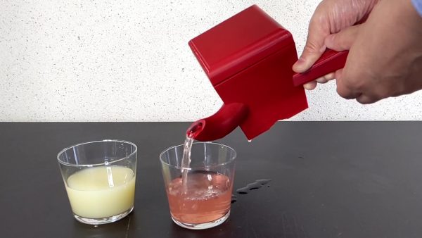 3Dプリンターで「暗殺者のティーポット」を作ってみた！ 2種類のドリンクを注ぎ分けられる不思議なポットの自作に挑戦